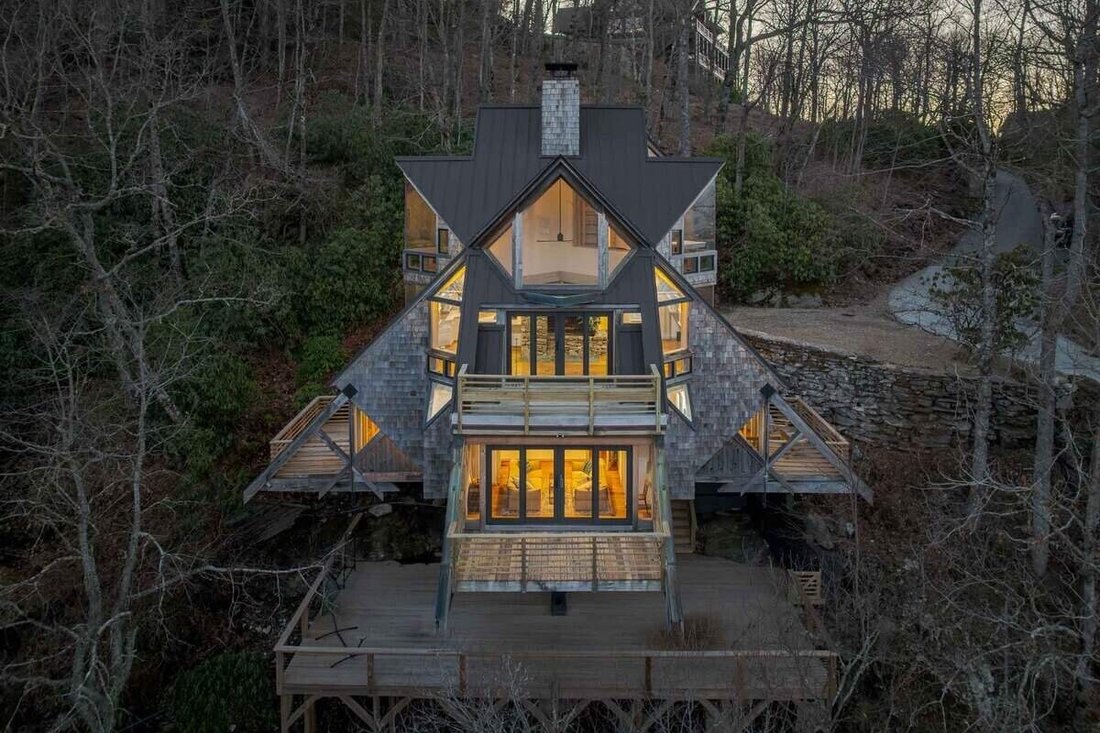 House in Highlands, North Carolina, United States 1 - 17741841
