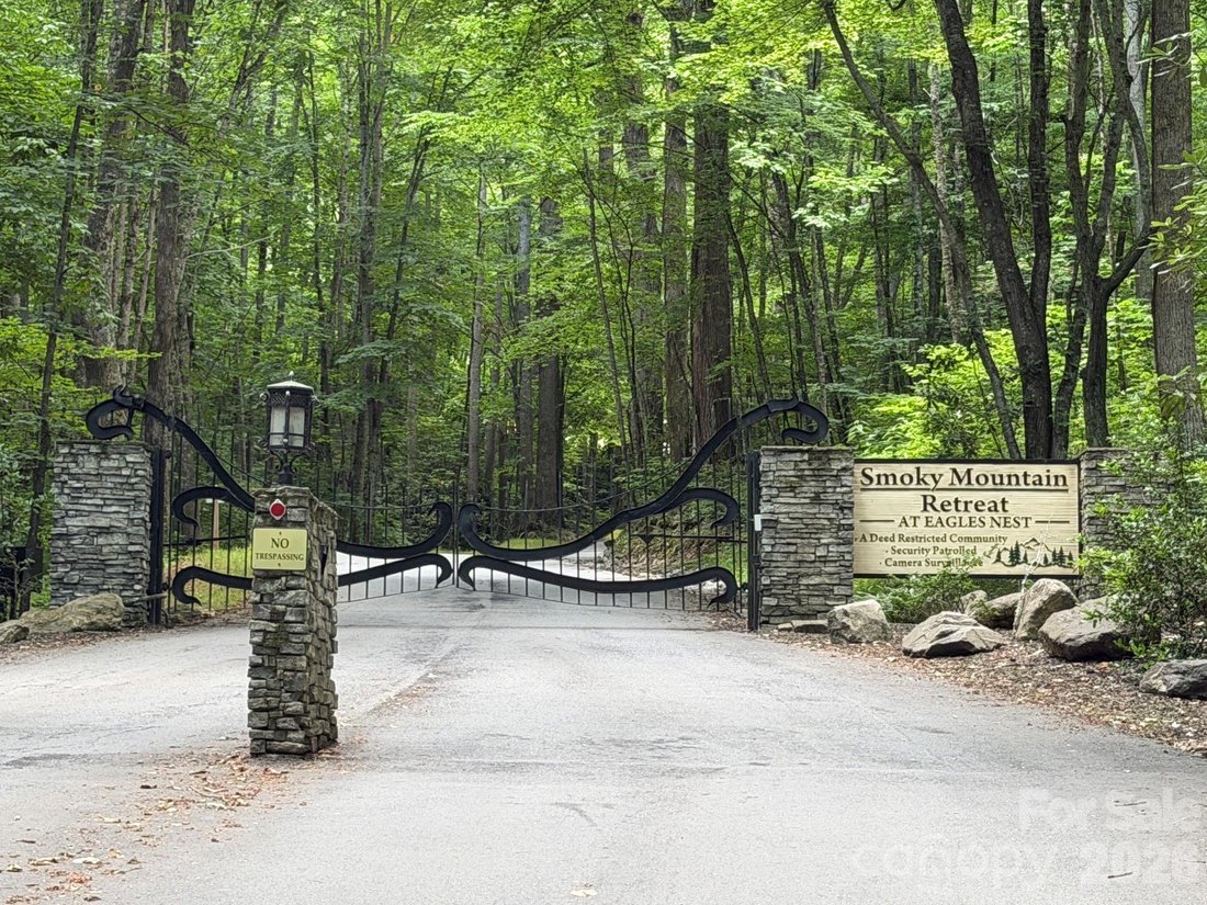 Land in Maggie Valley, North Carolina, United States 3 - 18295970
