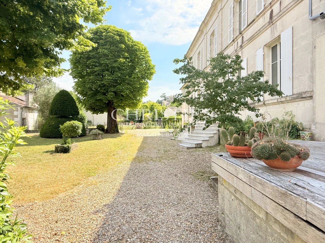 House in Cognac, Nouvelle-Aquitaine, France 2 - 17388868