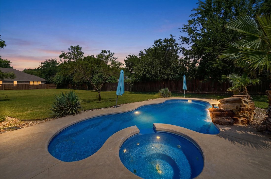 House in Bastrop, Texas, United States 1 - 18288409