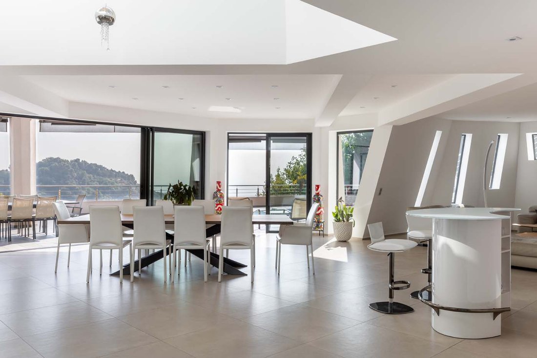 Villa in Menton, Provence-Alpes-Côte d'Azur, France 5 - 18289750