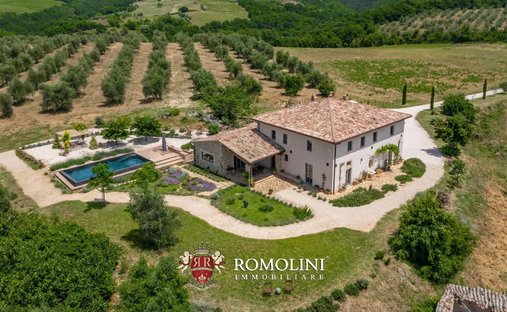 Estate in Center, Orvieto, Umbria 1