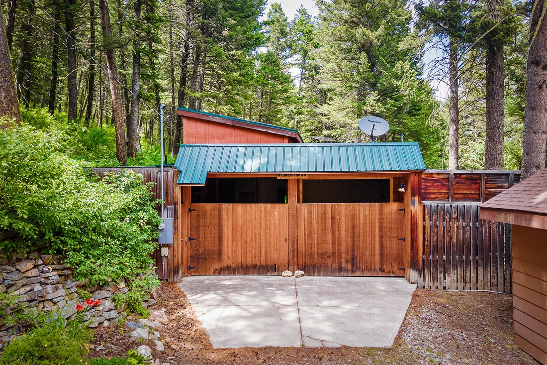 House in Gallatin Gateway, Montana, United States 4 - 18281908