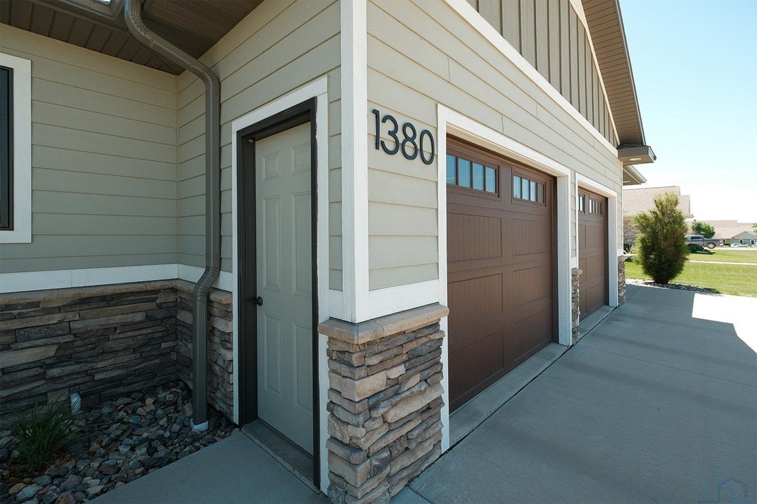 House in Sioux Center, Iowa, United States 5 - 18289999
