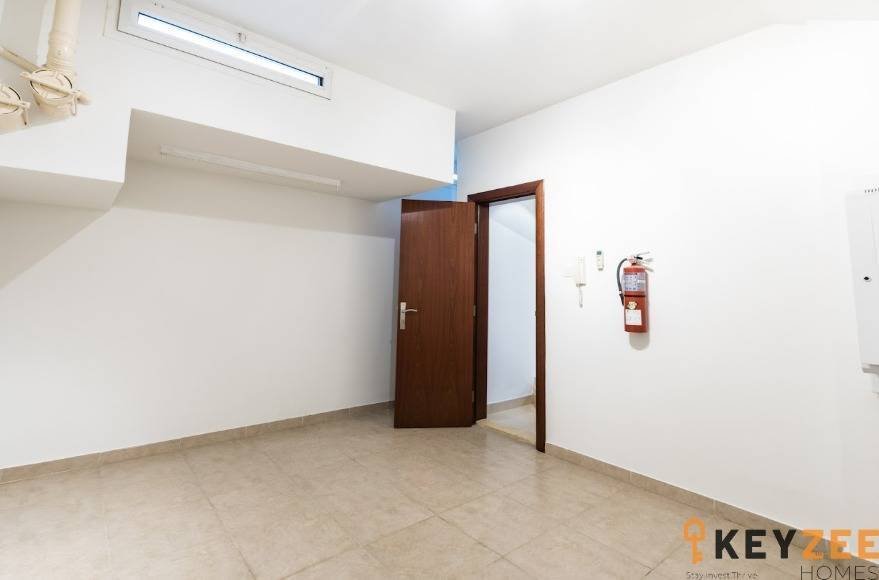 Townhouse in JVC / Jumeirah Village Circle, Dubai, United Arab Emirates 2 - 18288884