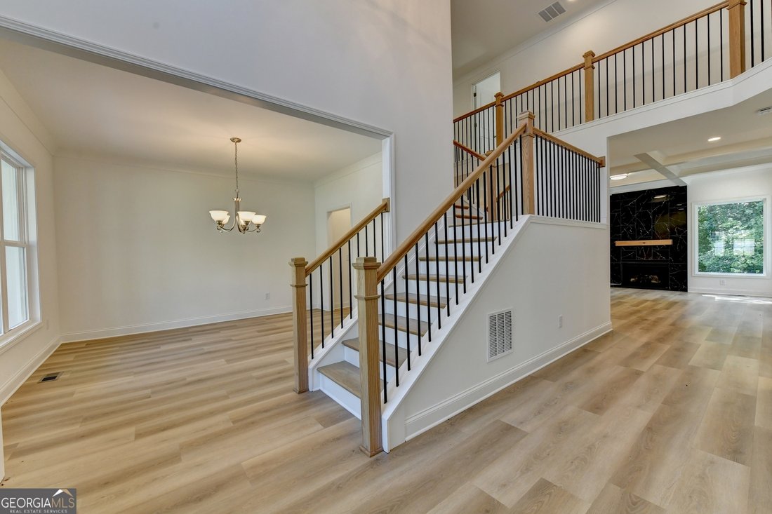 House in Gainesville, Georgia, United States 3 - 18268376