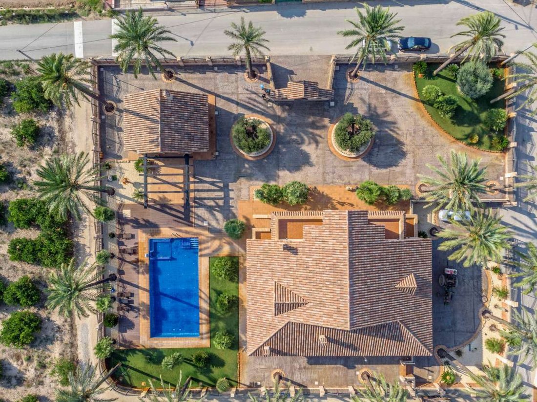Villa in Orihuela, Valencian Community, Spain 4 - 18286930
