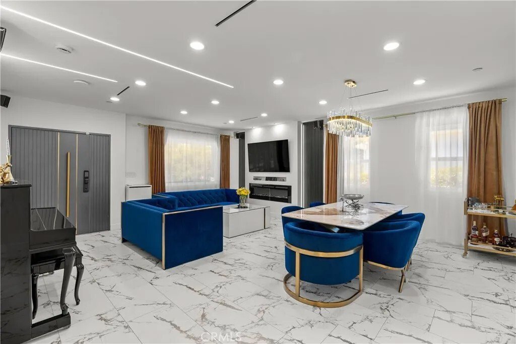 Condo in Glendale, California, United States 4 - 18280925