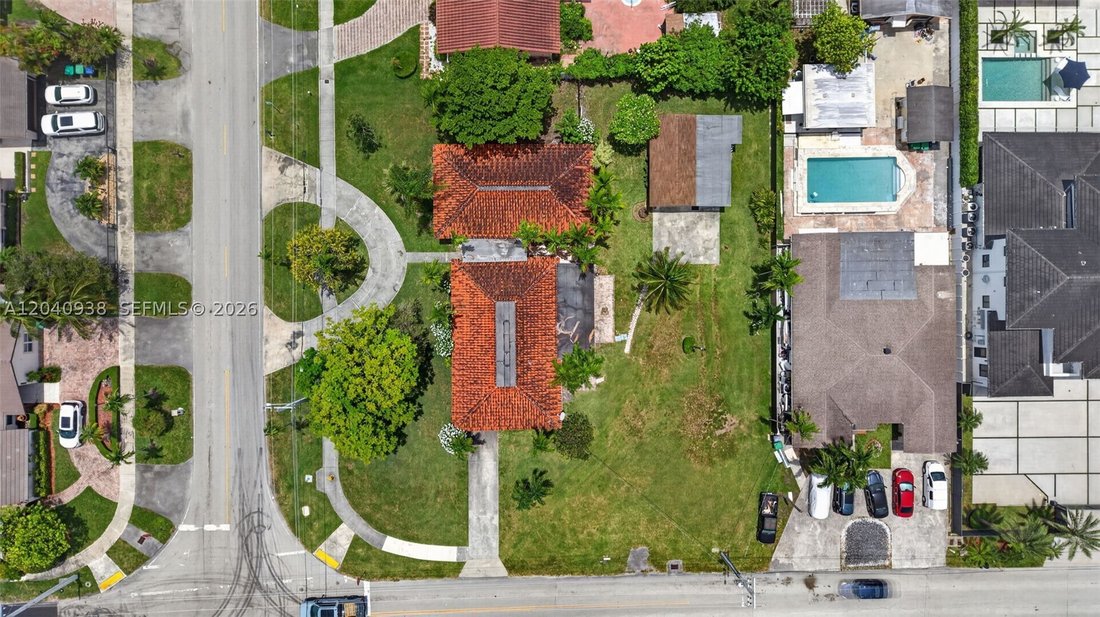 House in Miami, Florida, United States 1 - 18281382