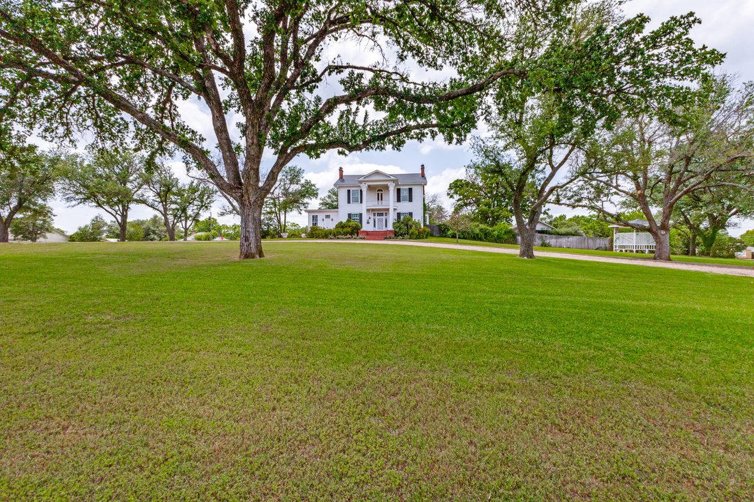 House in Eastland, Texas, United States 1 - 18282323