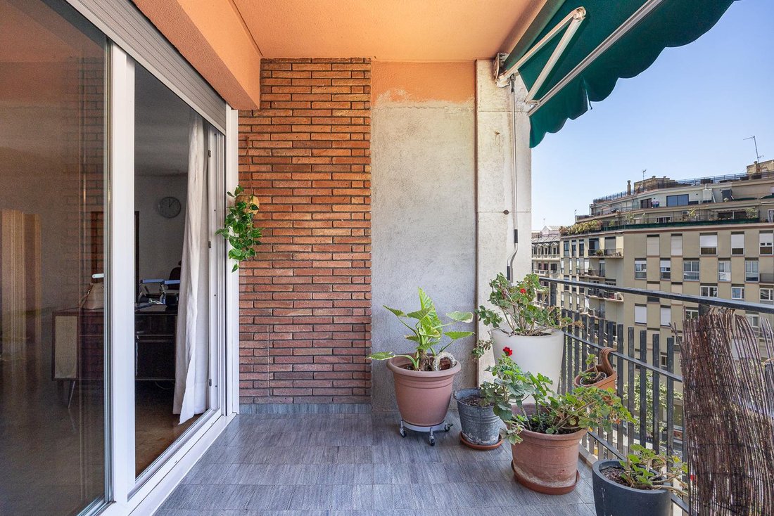 Apartment in Eixample, Barcelona, Spain 3 - 18281093