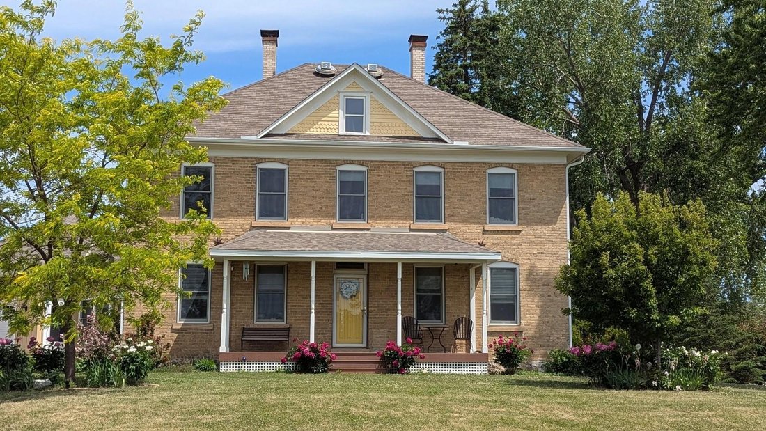 House in Norwood Young America, Minnesota, United States 2 - 18125384