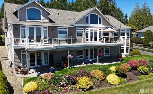House in Port Orchard, Washington, United States 1