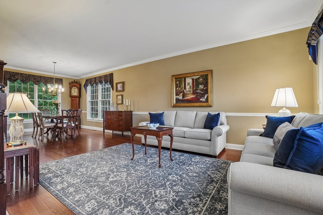 House in Branchburg, New Jersey, United States 3 - 18279773