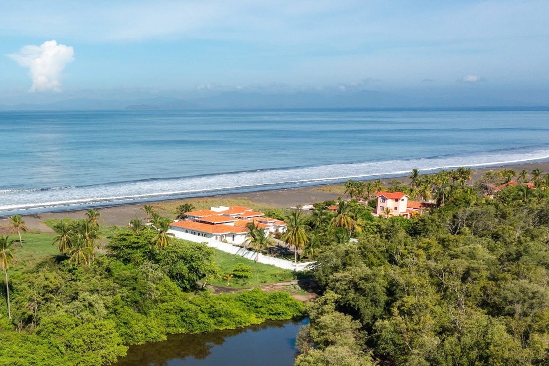 House in Bajamar, Puntarenas Province, Costa Rica 1 - 18255240