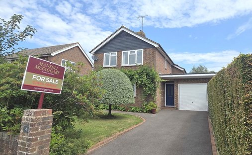 House in Ardingly, England 1