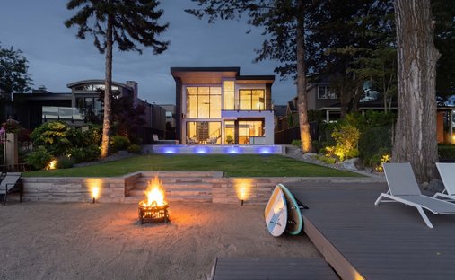 Maison à Kelowna, Colombie-Britannique, Canada 1