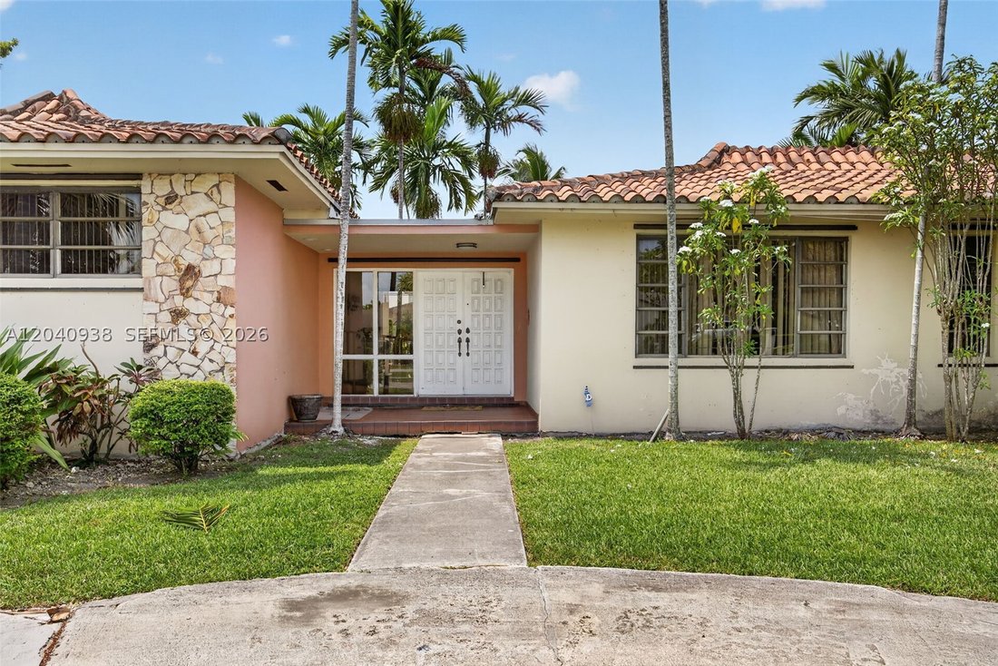 House in Miami, Florida, United States 3 - 18281382