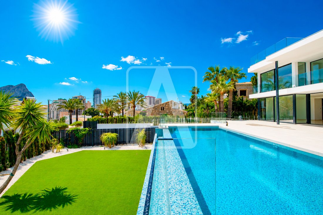 Villa in Calp / Calpe, Valencian Community, Spain 3 - 11587558