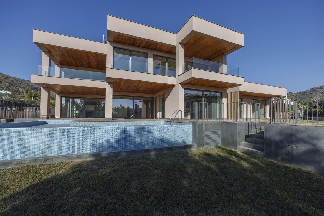 Villa in Los Monasterios, Valencian Community, Spain 1 - 16988897