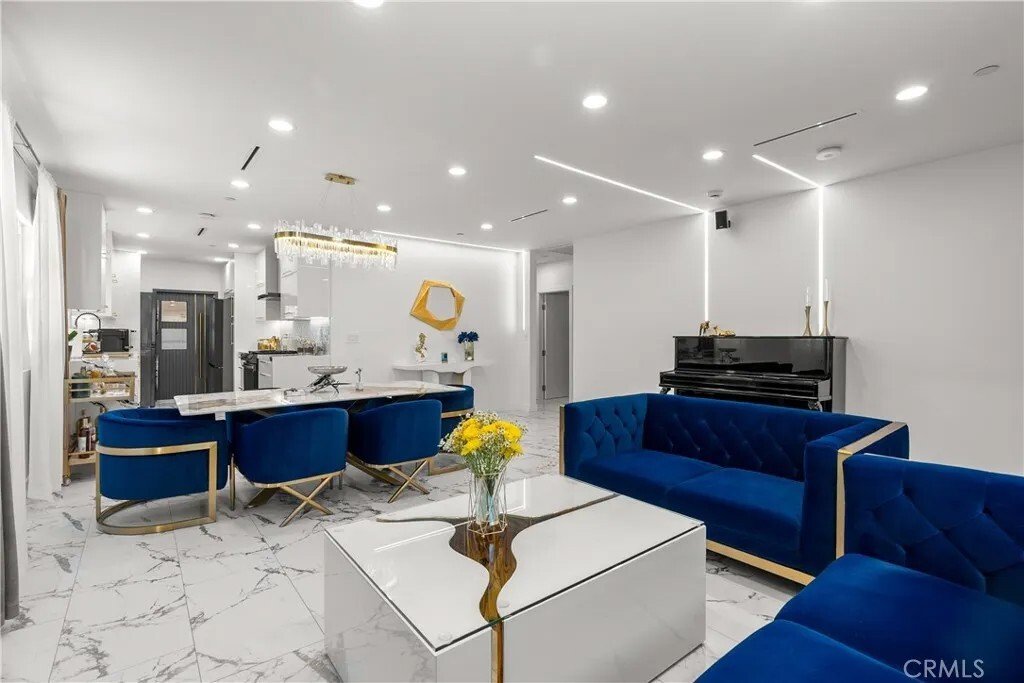 Condo in Glendale, California, United States 5 - 18280925