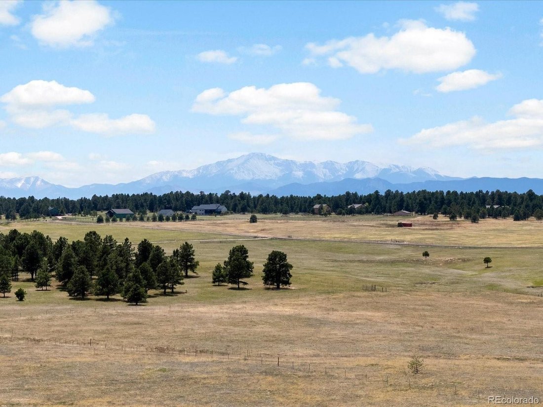 Farm Ranch in Larkspur, Colorado, United States 5 - 18280938