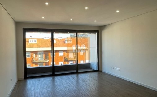 Appartement à Cedofeita, Santo Ildefonso, Sé, Miragaia, São Nicolau e Vitória, District de Porto, Portugal 1
