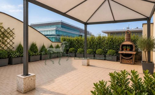 Attico a Govone, Milano, Italia 1