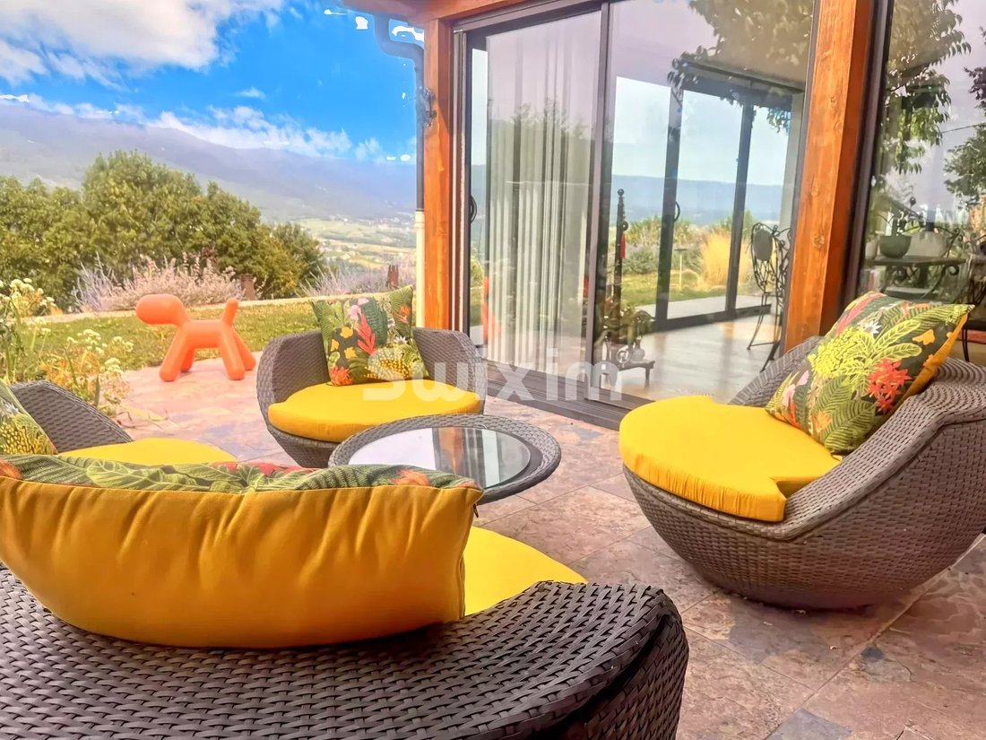Villa in Seyssel, Auvergne-Rhône-Alpes, France 1 - 18282524