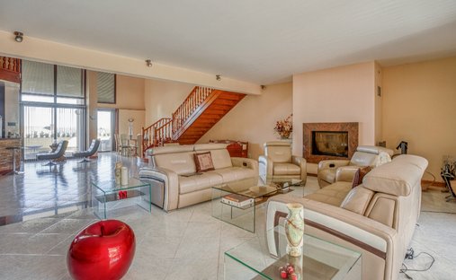 Villa in Centre Ville, Viry-Chatillon, France 1