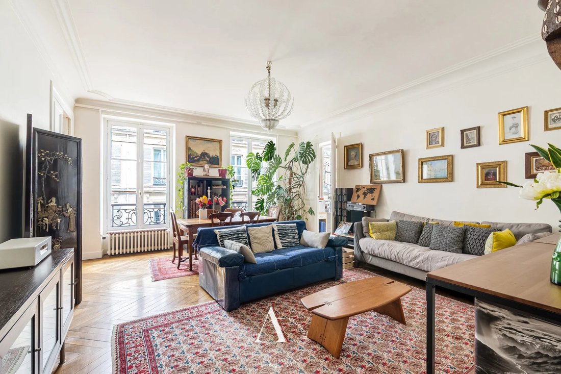 Appartamento a Clichy-Trinité, Paris 9e Arrondissement, Parigi 2 - 18282775