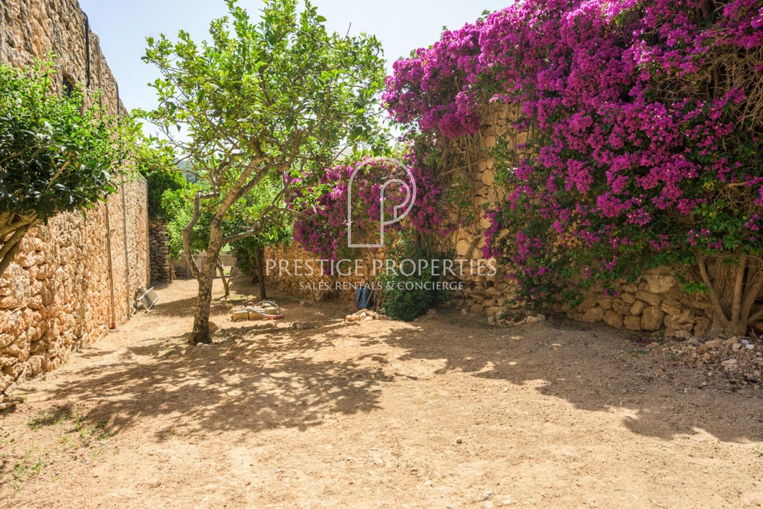 House in Roca Llisa, Santa Eularia des Riu, Balearic Islands 4 - 18283967