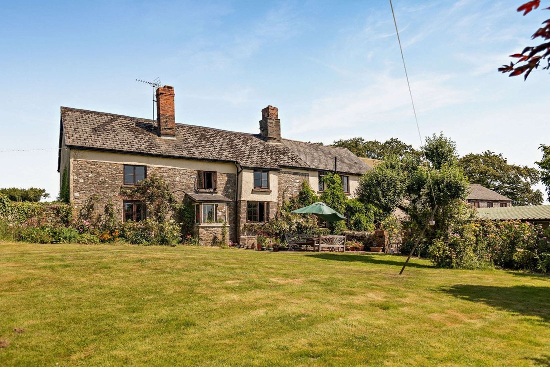 House in North Molton, England 3 - 16720607