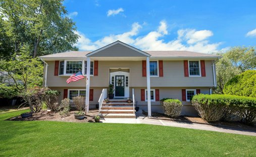 House in Oakland, New Jersey, United States 1