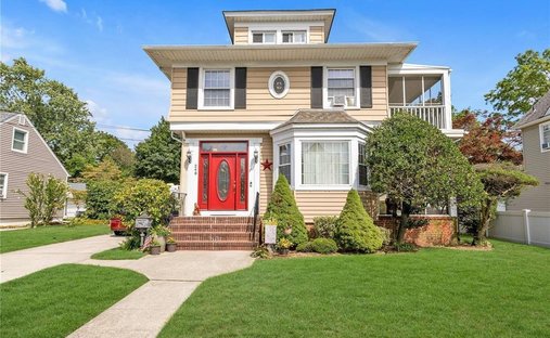 Lynbrook, New York, United States 1