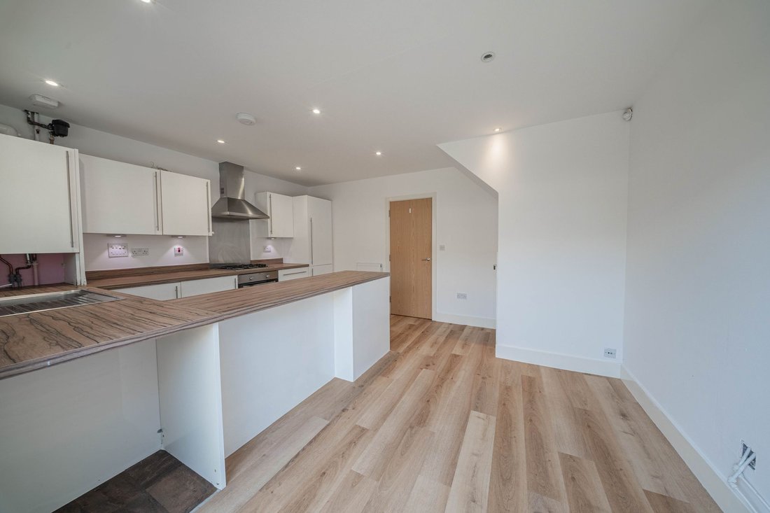 House in Haywards Heath, England 4 - 18282141
