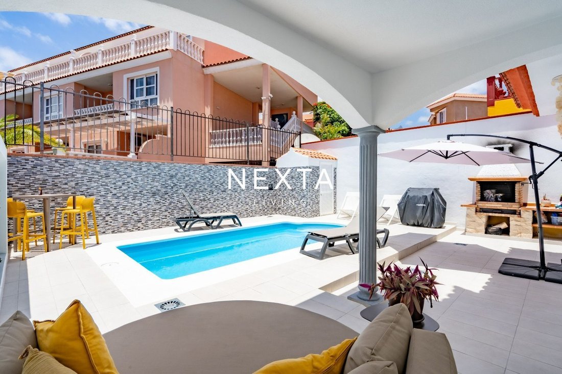 House in La Caleta, Adeje, Canary Islands 2 - 18279942