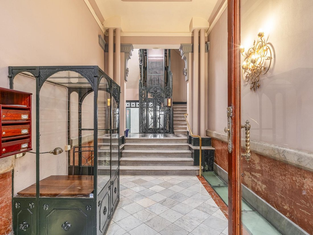 Apartment in Eixample, Barcelona, Spain 1 - 18222658