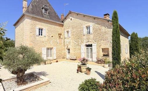 House in Brantome, Brantome en Perigord, France 1