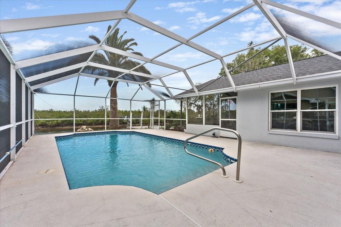 House in New Port Richey, Florida, United States 2 - 18281341