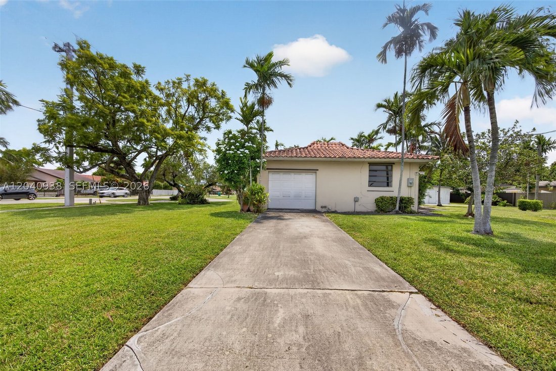 House in Miami, Florida, United States 2 - 18281382
