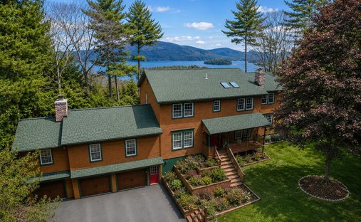 House in Bolton, New York, United States 1