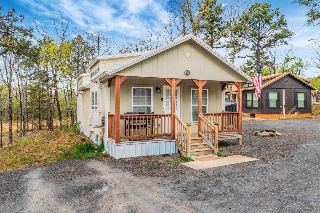 Cabot, Arkansas, United States 1 - 18279956