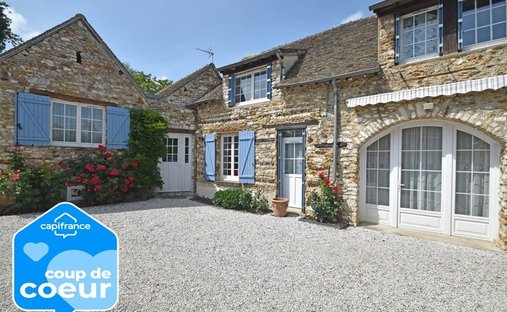 House in Breval, Ile-de-France, France 1