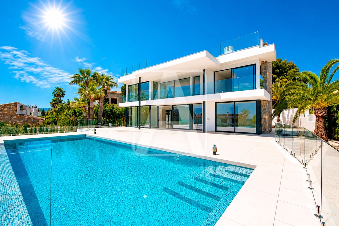 Villa in Calp / Calpe, Valencian Community, Spain 2 - 11587558