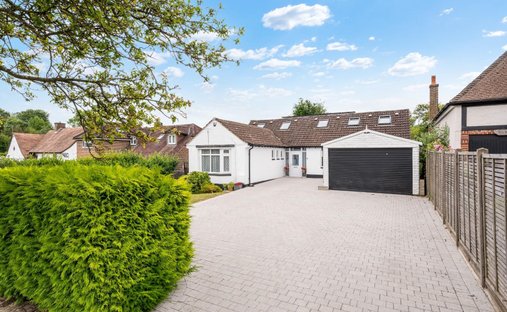 Casa a Tattenham Corner, Epsom and Ewell, Inghilterra 1
