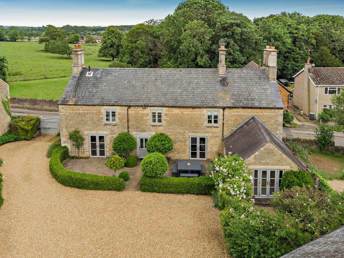 House in Brigstock, England 1 - 18280512