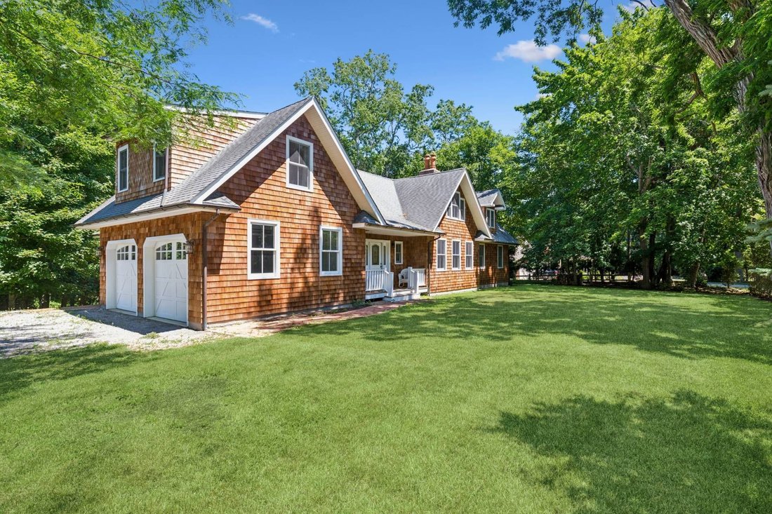 Shelter Island, New York, United States 1 - 18129730