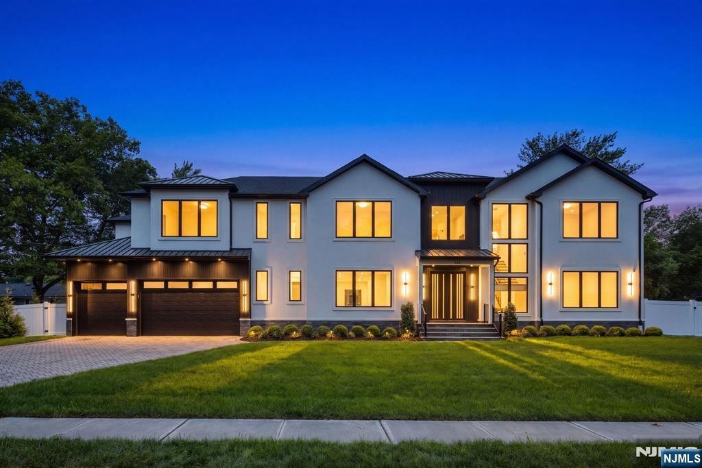 House in Paramus, New Jersey, United States 1 - 18281322