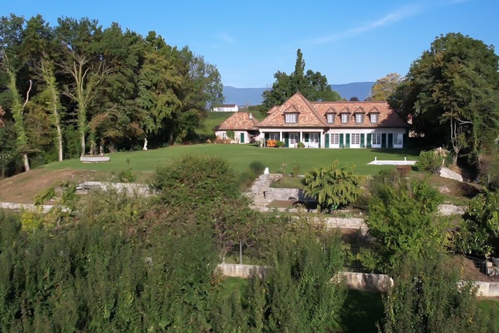 Villa in France 2 - 18281594